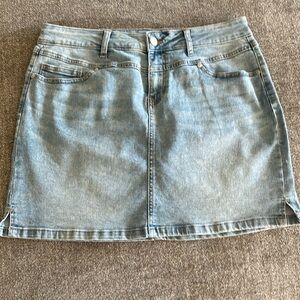 Sincerely Jules short jeans skirt size 11